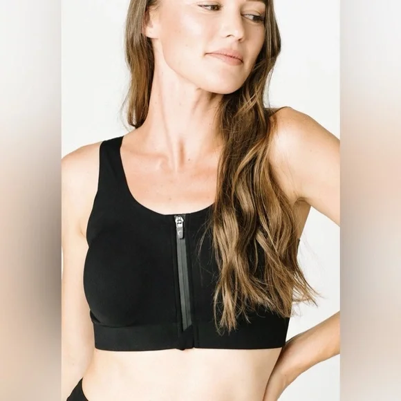 ZYIA Active Black front Zip Access Sports Bra - Picture 1 of 6